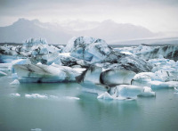 iceland_iceberg_photo