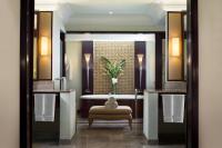 sheraton_sengiggi_bathroom