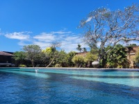 the_long_beach_resort_pool