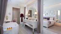 U_Sathorn_Hotel_suite_1