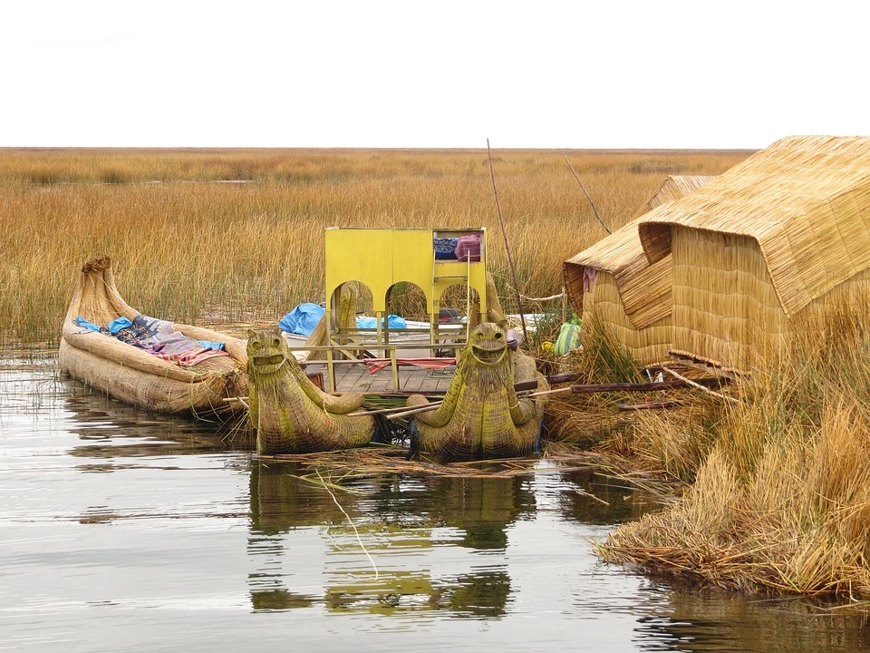 titicaca-uros-totoras_e_abitazioni