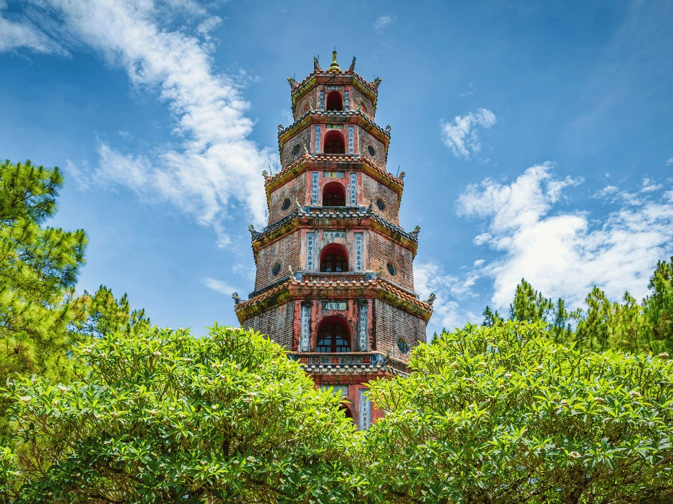 Vietnam_Pagoda_Thien_Mu