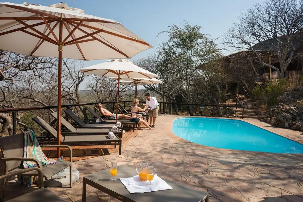 Ongava Lodge, Piscina